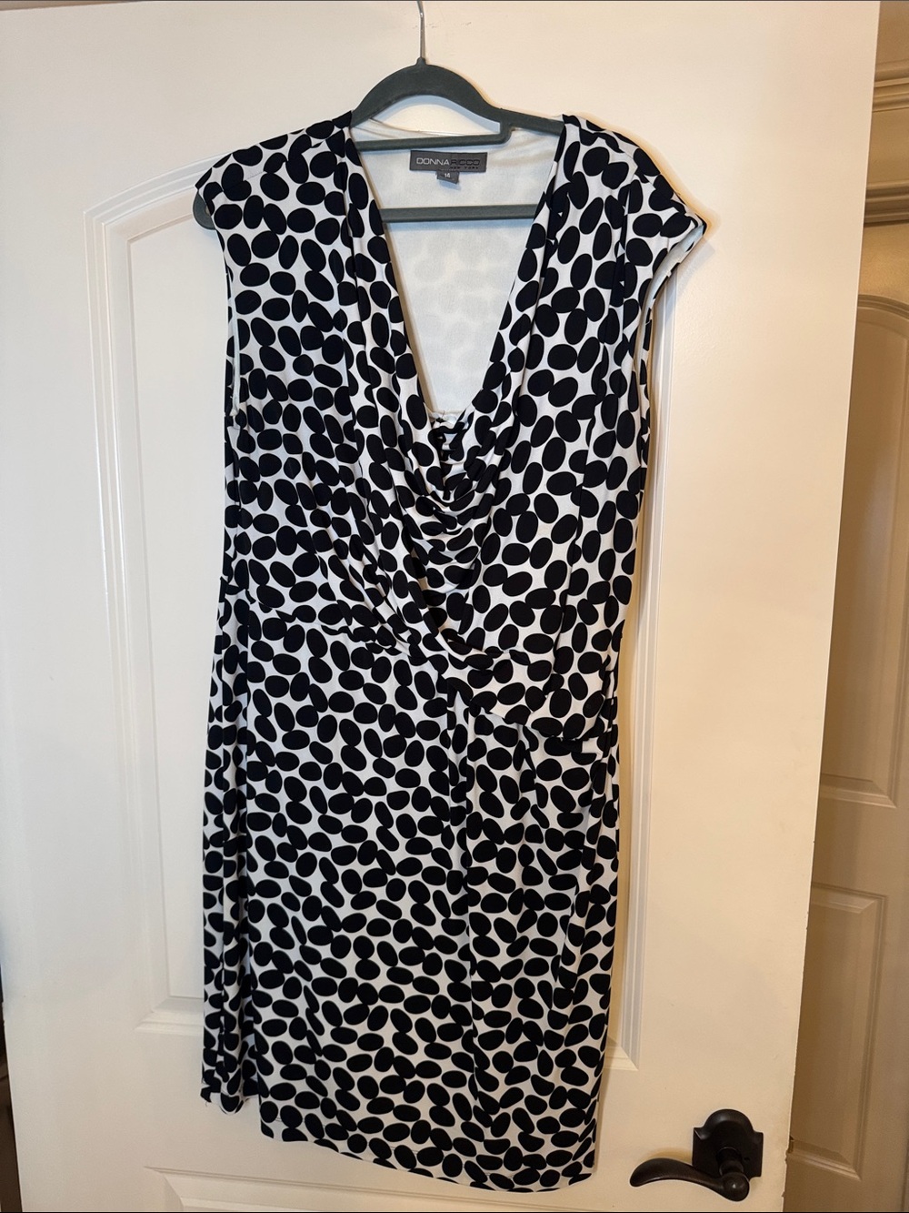 Donna Ricco Black and White Dot Drape Wrap Dress